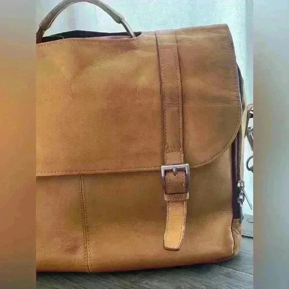 Wilsons Leather Porthole Handle Crossbody/Shoulder Bag Briefcase in Cognac - Picture 2 of 16